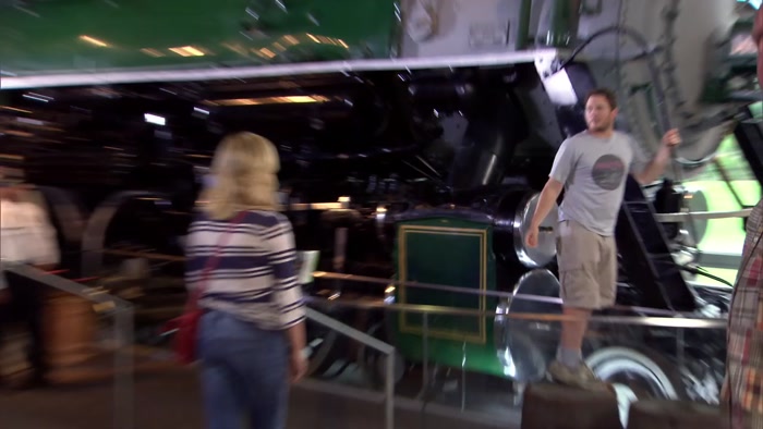 HEY, LESLIE. IS THIS THE TRAIN FROM BACK TO THE FUTURE III? 