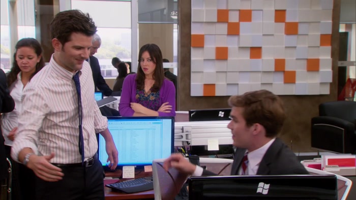ELLIS, WHAT'S UP, MY MALE? YOU GRAB A SLICE OF 'ZA, BRAH. 