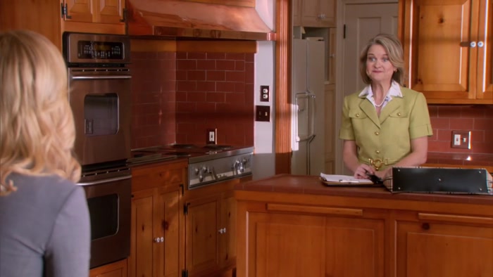 MARTHA, I WANNA LEASE THIS HOUSE. 