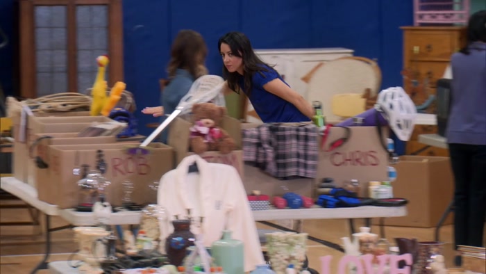 TO THROW A HUGE GARAGE SALE FUNDRAISER FOR JERRY 