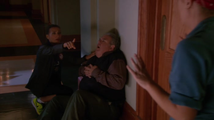 - OKAY, CALL 911. - OKAY. 