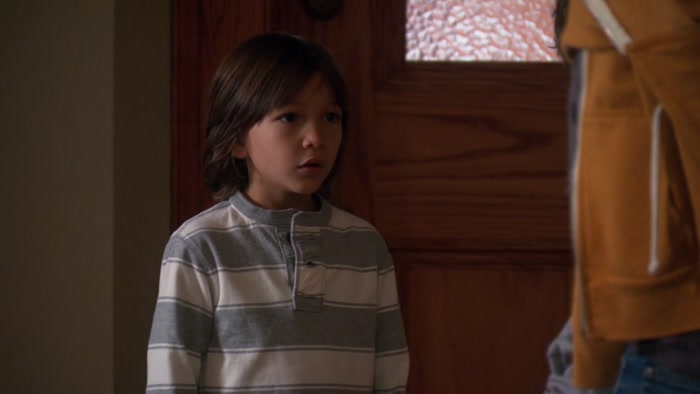 - WHAT'S YOUR NAME? - JOEY. 
