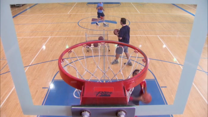 TOMMY FOR THE DUNK!  