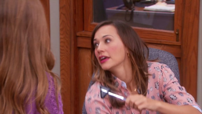 - YEAH! - HERE, ZOE, WATCH. 