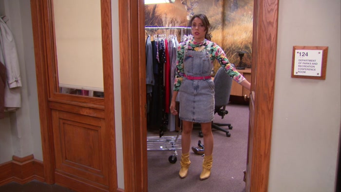 SHE STILL WEARS THIS.  
