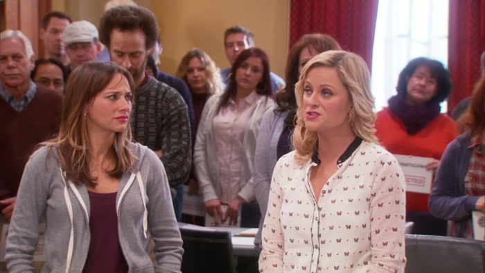I AM LESLIE KNOPE. I AM THE PAWNEE EMERGENCY CZAR. 