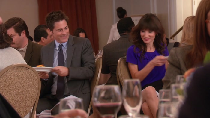 - YOU WANNA SWITCH? I'M STARVING. - DEFINITELY. 