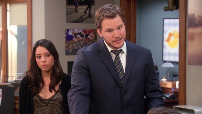 - YEAH, THAT'S MY BRIEFCASE. - IS IT? 