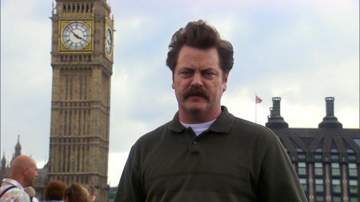 LOOK, A CLOCK. WE DON'T HAVE THAT IN AMERICA. 