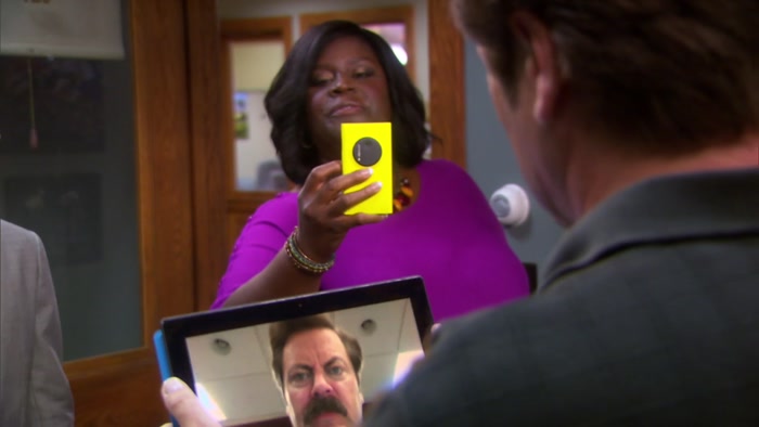 AND I'M VINING YOU VINE YOUR SELFIE. 