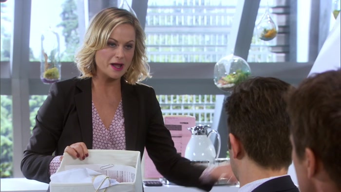 - I DON'T WANNA DO THIS. - HOW ABOUT THEM APPLES? 