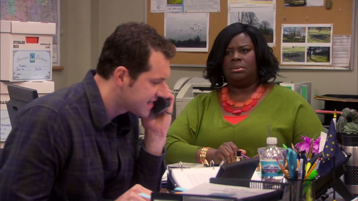AND I WANT YOU TO APOLOGIZE TO MY BEST FRIEND DONNA! 