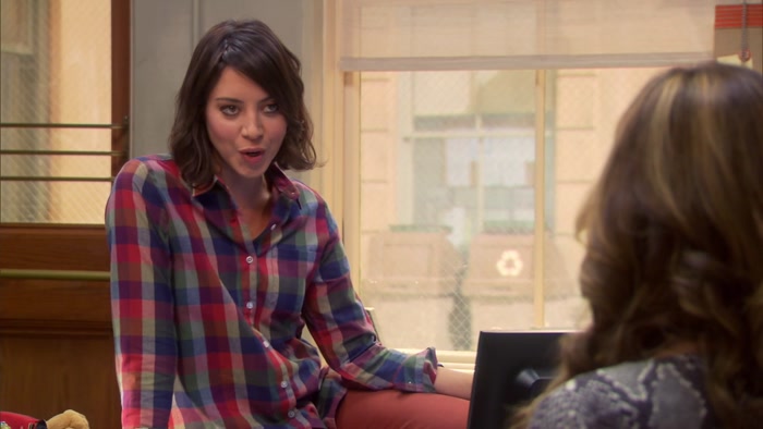 AND I JUST WANTED TO SAY THAT YOUR DRESS IS SO CUTE IT'S BONKS. 