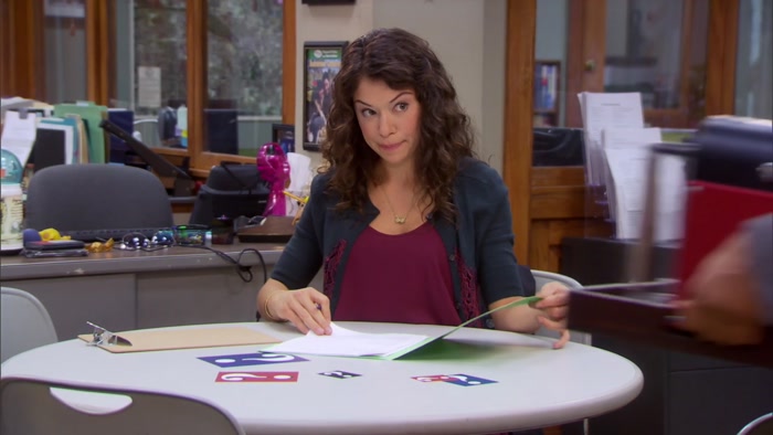 WHAT, WHAT, WHAT? THERE SHE IS. 