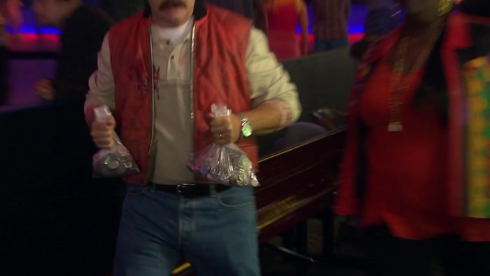 EXCUSE ME, WORKER, BRING ME A BUCKET OF BEERS AND FOUR HOT DOGS. 