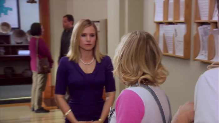- HI, LESLIE. - HEY! INGRID! 