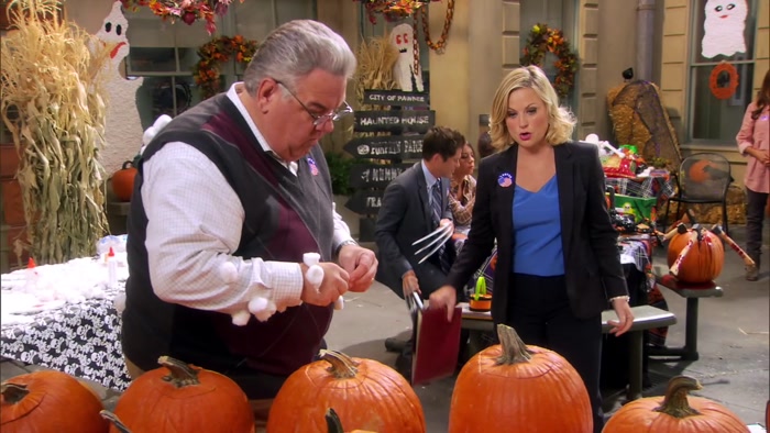 NOBODY WANTS GENGURCH-FAMILY-THEMED JACK-O-LANTERNS. 