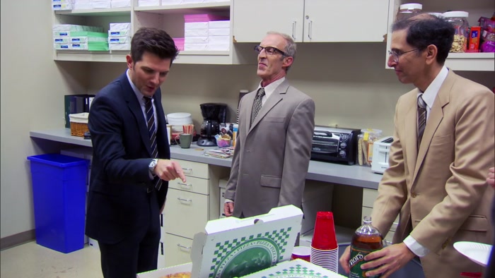 WAIT A SECOND. THAT'S NOT PIZZA. THOSE ARE CALZONES! 