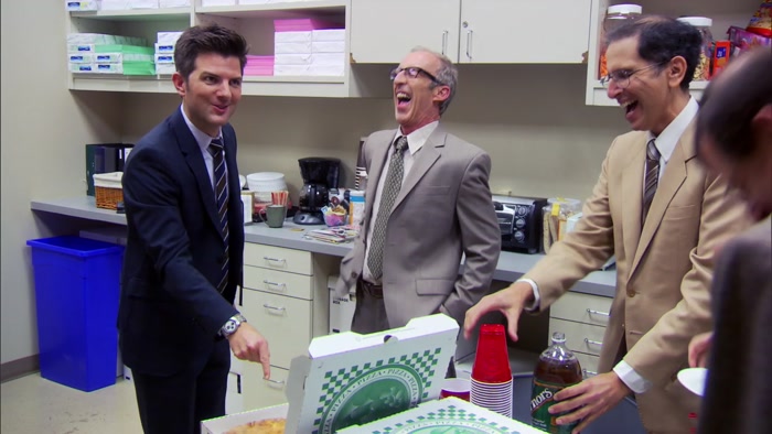 WAIT A SECOND. THAT'S NOT PIZZA. THOSE ARE CALZONES! 