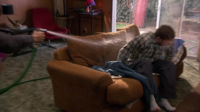- OKAY. - AAH! AAH! 