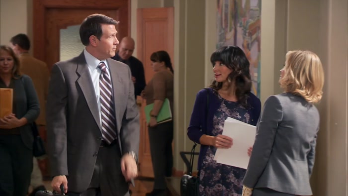 - HE IS? - GOOD MORNING, LESLIE. 