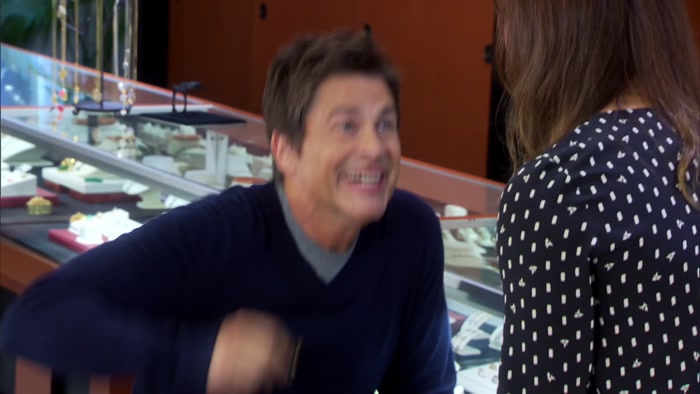 - I DON'T KNOW! - ME EITHER! 