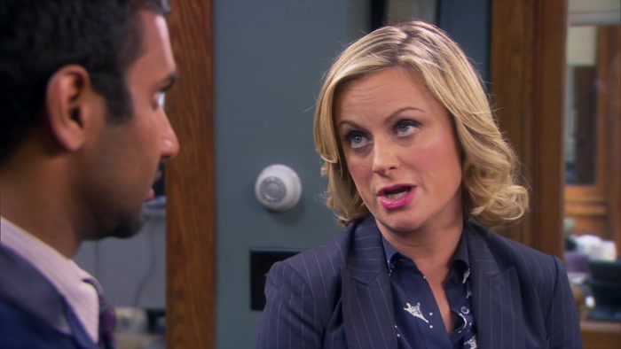 - PUTTING MOUSSE IN YOUR HAIR? - IT'S A GEL-BASED SERUM. 