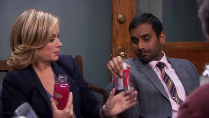 - OH. - IT'S A GEL-BASED HAIR SERUM. 