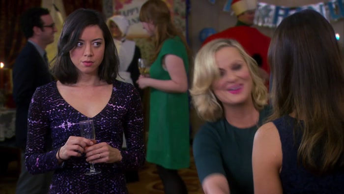 - LET'S DO IT. - OH, MY GOD! ANN PERKINS TO THE RESCUE. 