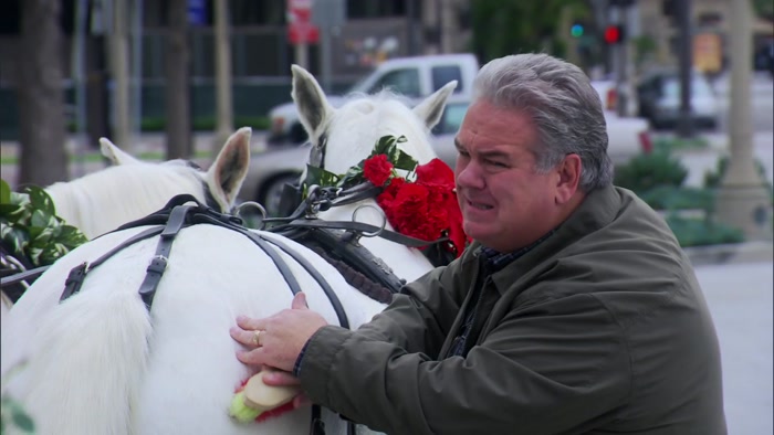 - HELLO? - OH, HEY, LESLIE. 