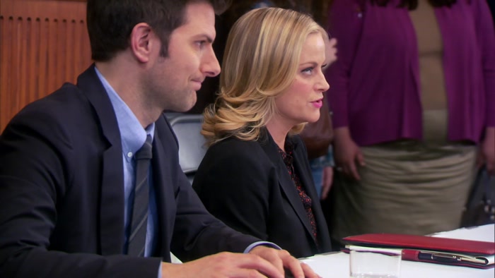 - OOPS, I DIDN'T CATCH IT. THANK YOU. - NO, NO, NO, SHE MADE A POSSESSIVE. 