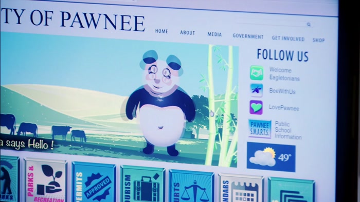 I THINK IF YOU CLICK ON THE BAMBOO, IT PUTS ON A TOP HAT. 