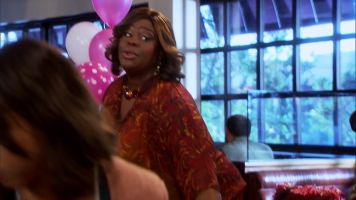 - YOU'RE BETTER THAN THAT, KNOPE. - DONNA, WHY ARE YOU ANGRY? 