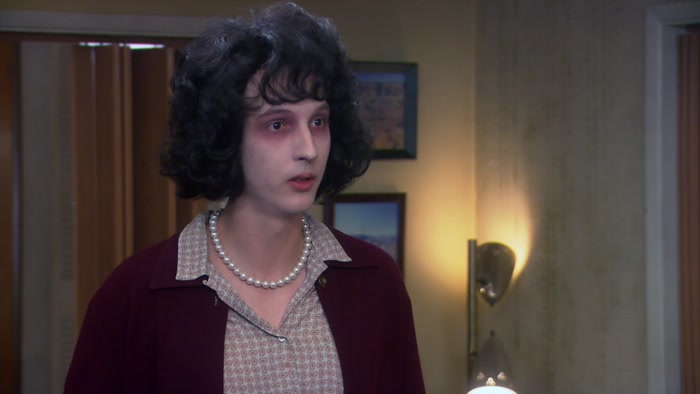 - HAVE HER HOME BY 11:00. - MOM, STOP EMBARRASSING ME. 