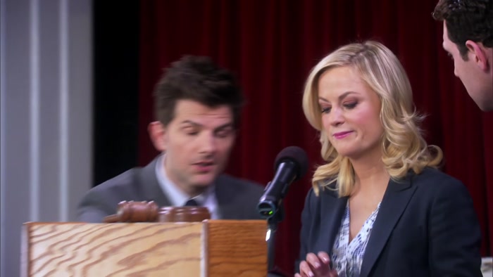 I THINK LESLIE'S DOING A GREAT JOB. 