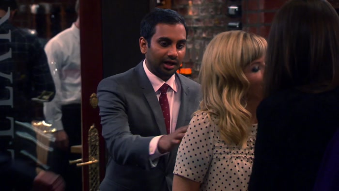 UH, EXCUSE ME, MISS HANLEY? DO YOU MIND IF I SNAP A YOU-IE? 
