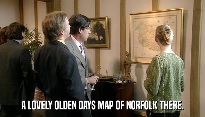 A LOVELY OLDEN DAYS MAP OF NORFOLK THERE.  