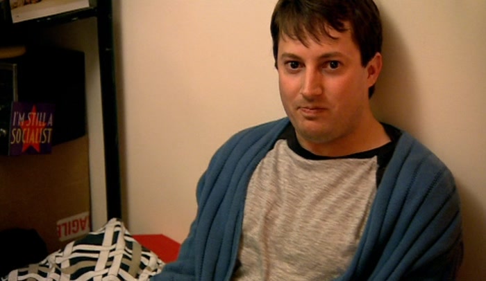 - JEZ. - WHAT'S GOING...? 