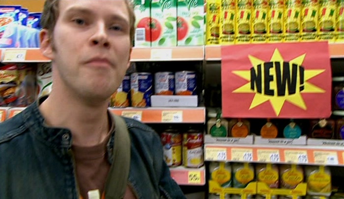 MARK! I'M NOT SHOPPING, I JUST CAME TO TELL YOU 