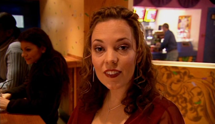 YEAH, YOU KNOW WHAT YOU'RE GETTING WITH PIZZA HUT. 