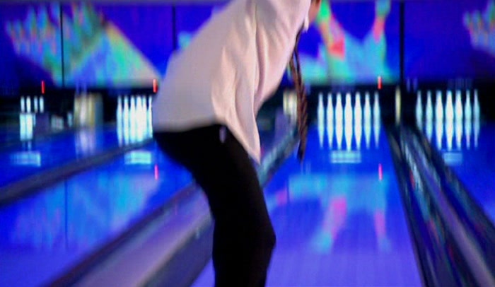 I'M BOWLING, ALL RIGHT?! I'M BOWLING FRUIT!  
