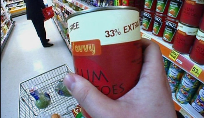 'HEY, 330/0 EXTRA FREE. (CHUCKLES) I AM DOING EXCELLENT SHOPPING. 