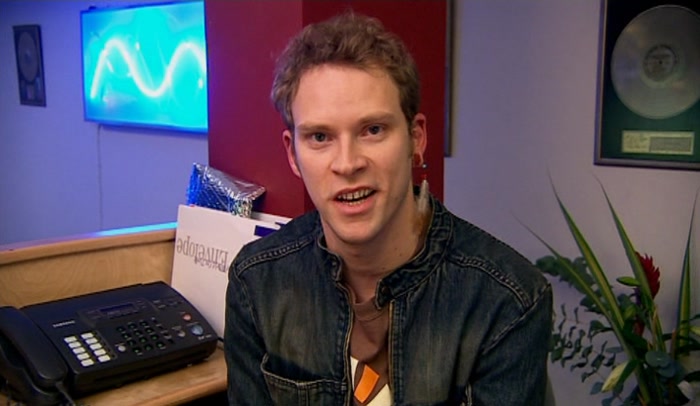 OH, YEAH. IT'S A SAVAGE GARDEN, MY FRIEND. A SAVAGE GARDEN. 