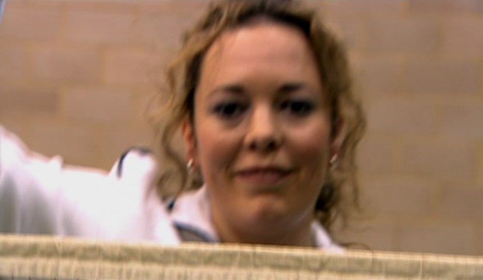 'HUNT THE YORKSHIRE RIPPER. IT'S NOT HER FAULT. DIDN'T MENTION THE PHONES!' 