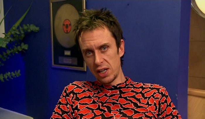 - GETS THE WOMEN HOT. - YEAH? 
