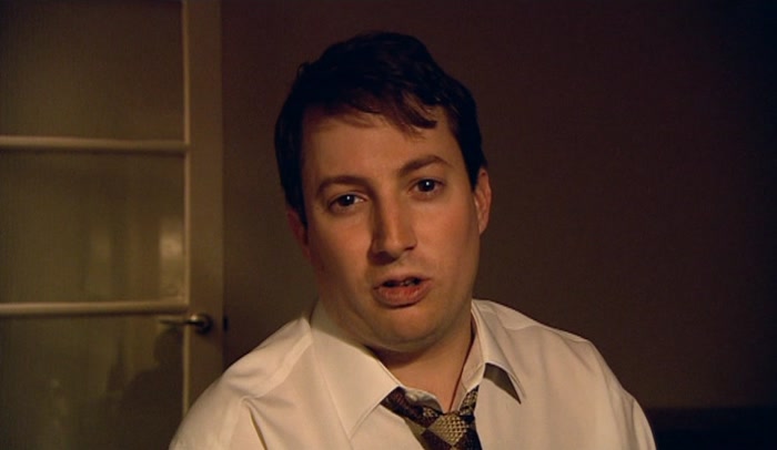 - LOOK, DON'T BE SCARED. - I AM SCARED. 