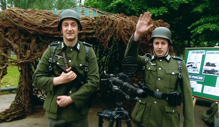 ER, HEIL.  