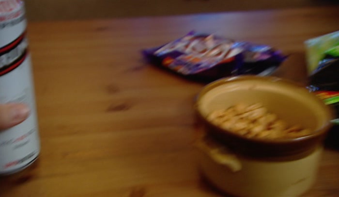 I'M NOT THAT HUNGRY. DO YOU WANT ANYTHING?  