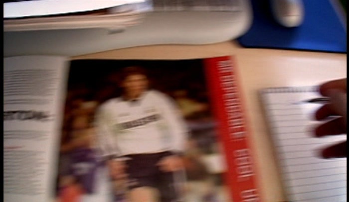 'MAN CHAT TOPICS: FOOTBALLER DARREN ANDERTON. FIGURE OF RIDICULE DUE TO REPEATED INJURIES. 