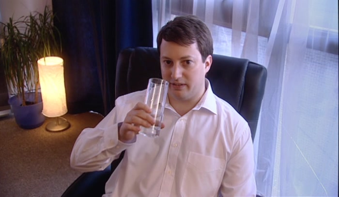 DID JEFF FART IN A PINT?  